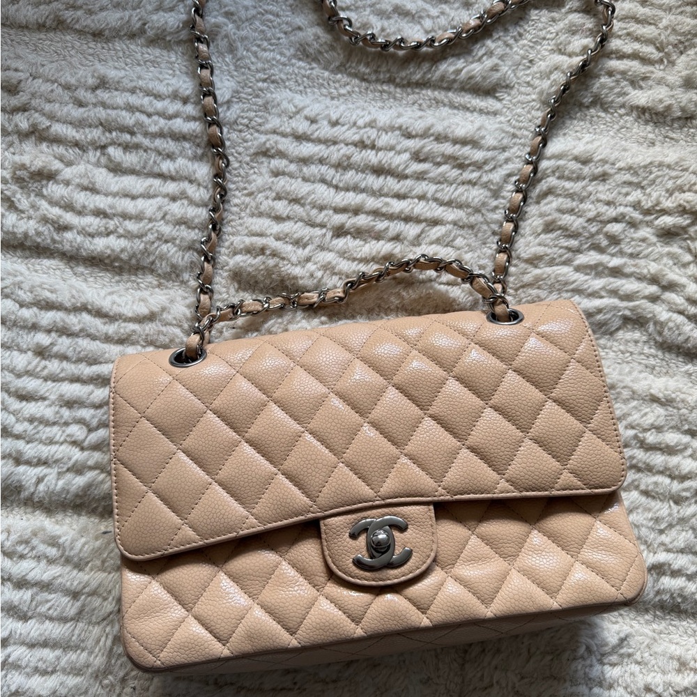 Chanel Classic Flap Quilted Chain Shoulder Bag - Beige
